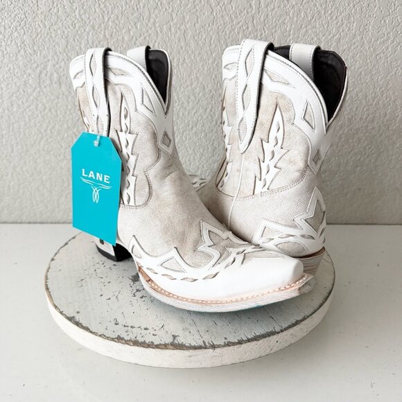 Lane CHASE THE WIND Womens Cowboy Bootie 8.5 Western Short White Cowgirl Boots - Picture 1 of 11